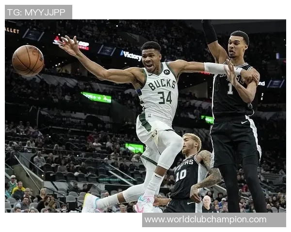 文班亚马首场比赛表现抢眼五次盖帽和隔扣字母哥引发热烈讨论